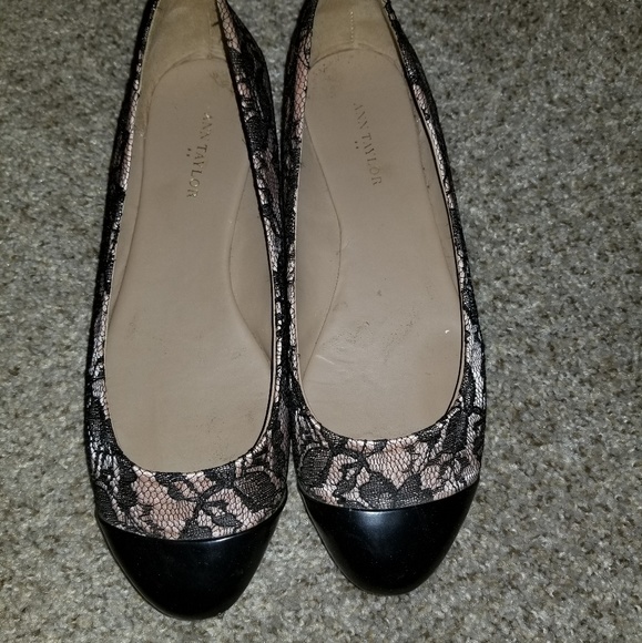 Ann Taylor Shoes - 3/$25 🧜‍♀️Ann Taylor Lace Flats